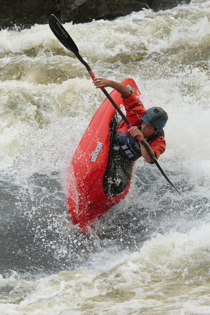 Kalob-Grady-Whitewater-Kayak-Instruction-Ottawa-Kayak-School-Ontario-Canada-Signature-Week