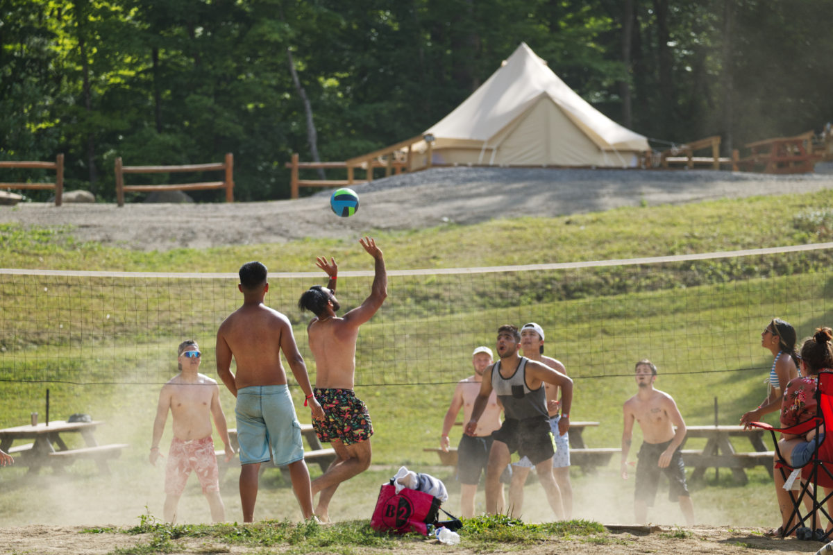 Beach Volleyball Wilderness Tours Ottawa Canada Ontario