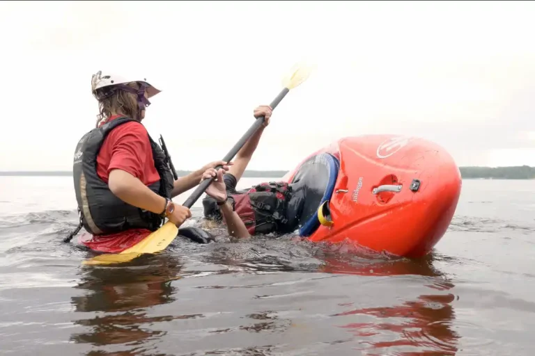 Rolling Ottawa Kayak School National Whitewater Park Wilderness Tours