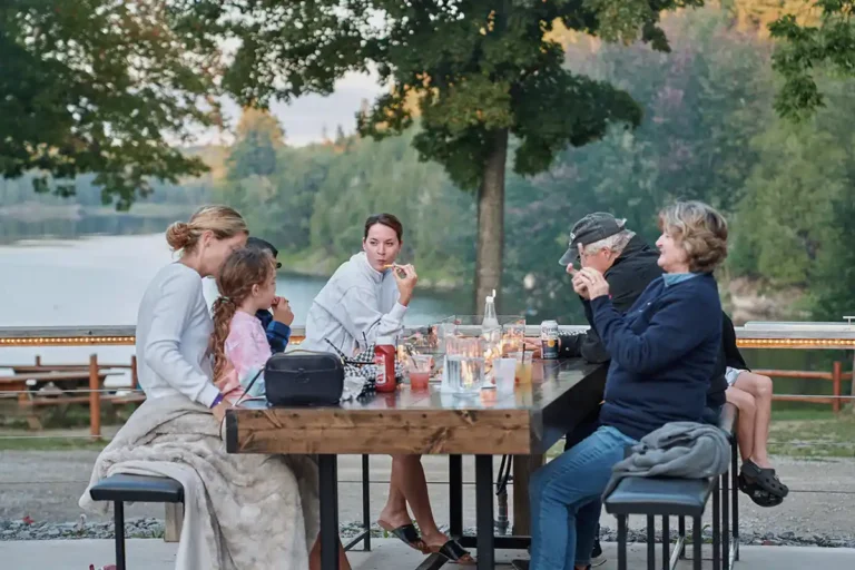 Pavilion Level Dining at Wilderness Tours