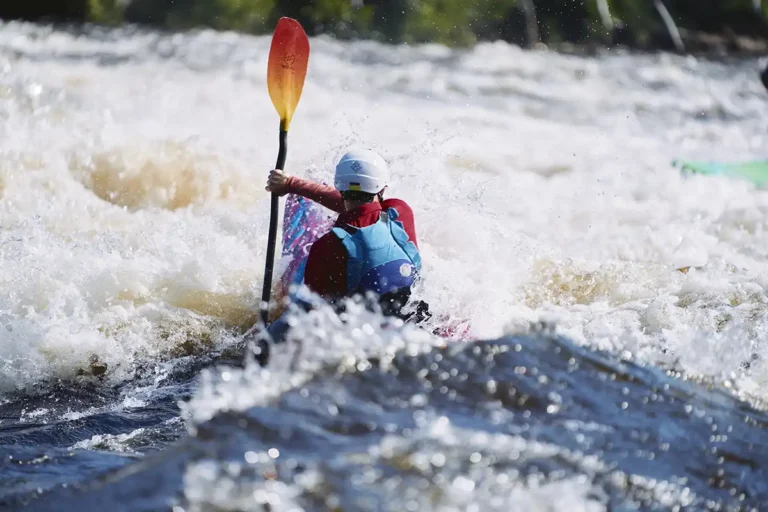 White Water Kayak classes Ottawa Kayak School