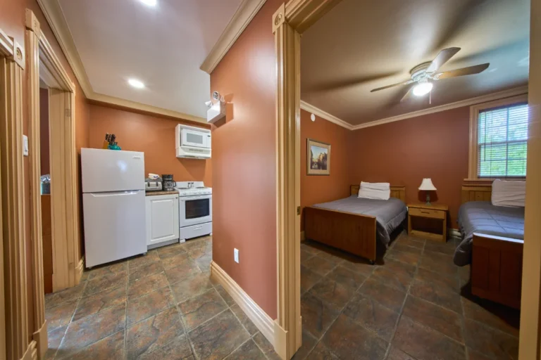 Ottawa River Resort Cottage Unit Wilderness Tours