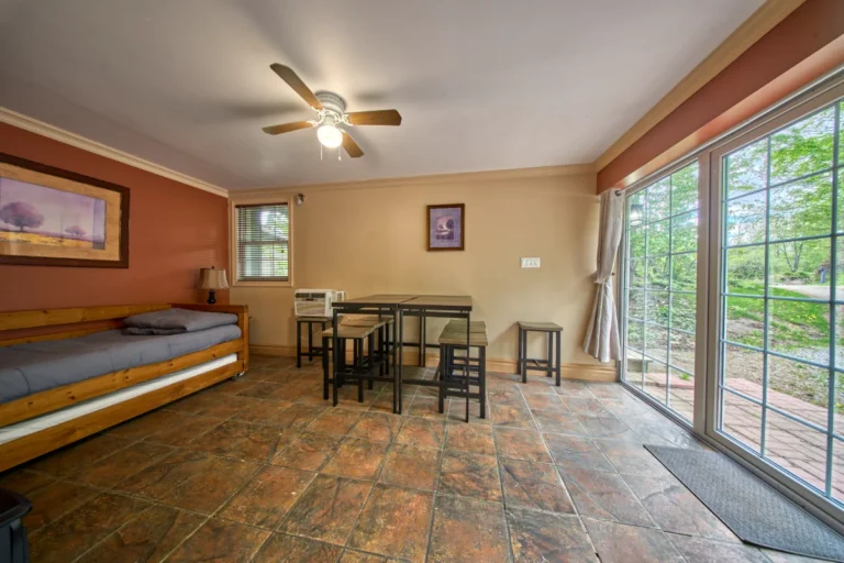 The Cottage Accommodation Unit Wilderness Tours Ottawa River Resort